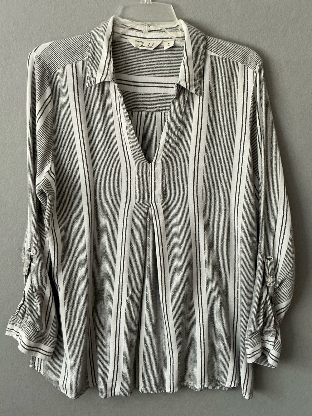 Caffe Marrakesh Striped Blouse Women XL Gray White Split Neck Roll Tab Sleeve